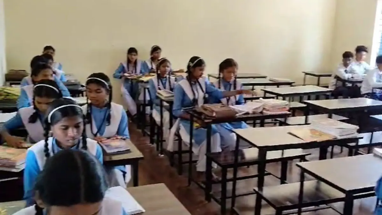 students_1735973205