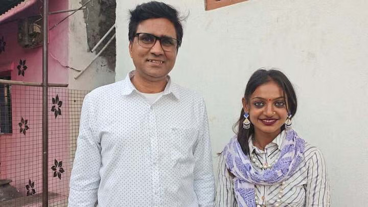 deccanherald_2025-03-31_nu9l2fkq_monalisa-bhonsale-with-sanoj720